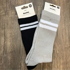 NWT Men’s Typo Black And Gray Double Strips Socks Size M/L